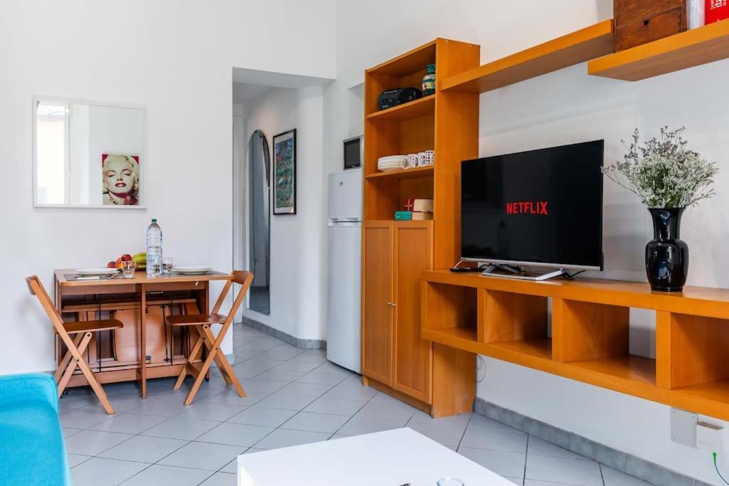 Navigli - Duomo Apartment Милано Екстериор снимка